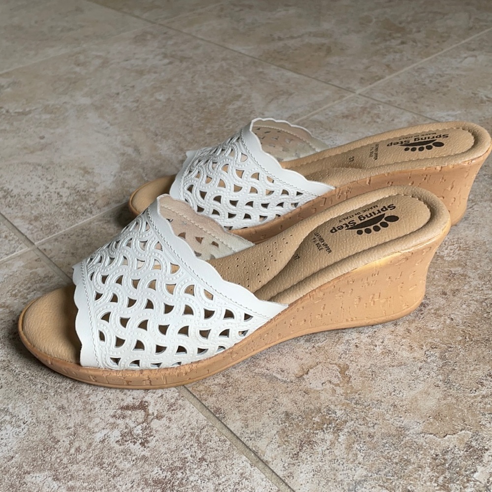 Spring Step Wedge Sandals Like New Made In Italy